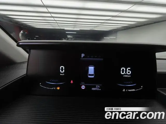 Hyundai Staria 2024 — Фото 6/20