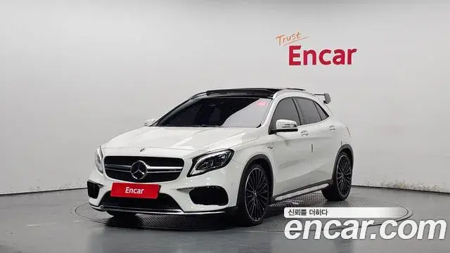 Mercedes-Benz GLA-Class 2019 — Фото 1/20