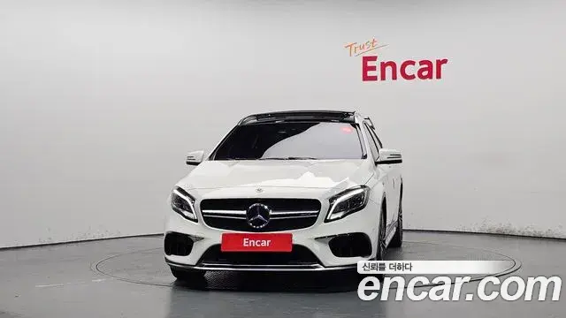 Mercedes-Benz GLA-Class 2019 — Фото 3/20