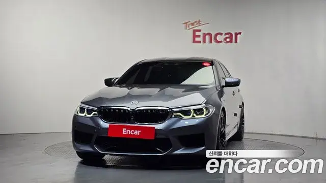 BMW M5 2019 — ფოტო 19/34