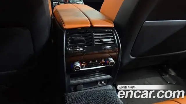 BMW M5 2019 — ფოტო 4/34