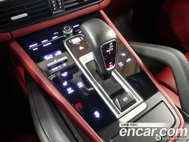 Porsche Cayenne 2019 — Şəkil 15/20