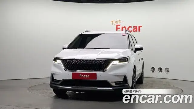Kia Carnival 2022 — Фото 3/20