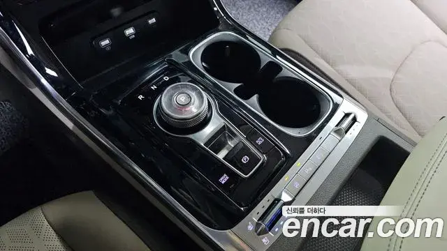 Kia Carnival 2022 — Фото 9/20