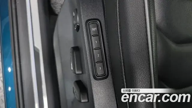 Volkswagen Tiguan 2023 — ფოტო 3/33