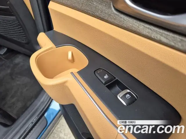 Kia Sorento 2023 — ფოტო 6/20