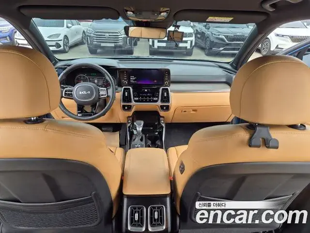Kia Sorento 2023 — ფოტო 7/20