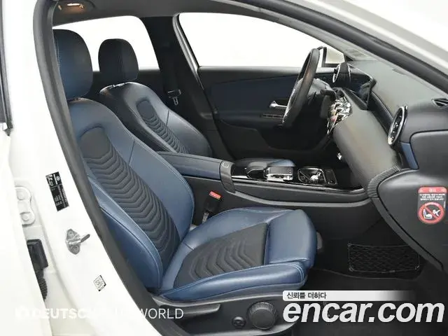 Mercedes-Benz A-Class 2019 — ფოტო 19/20