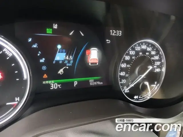 Toyota Sienna 2021 — Şəkil 11/12