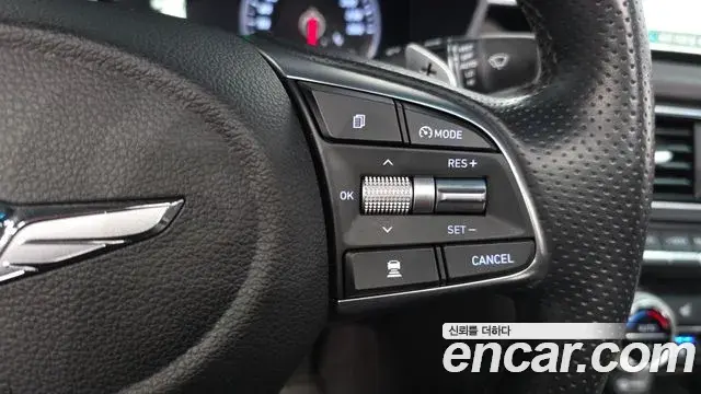 Genesis G70 2018 — Photo 9/35