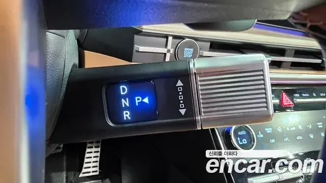Hyundai Santa Fe 2024 — Şəkil 20/35
