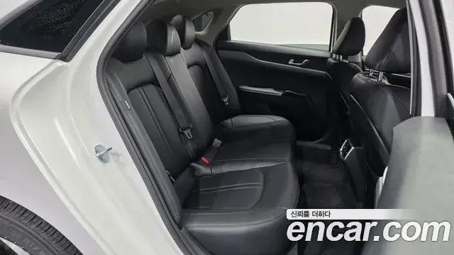 Kia K5 2025 — Photo 29/31