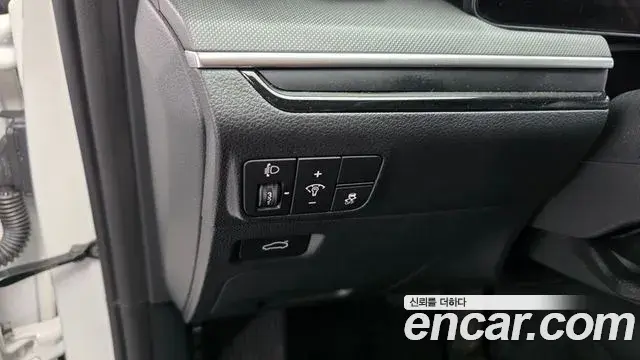 Kia K5 2025 — Photo 2/31
