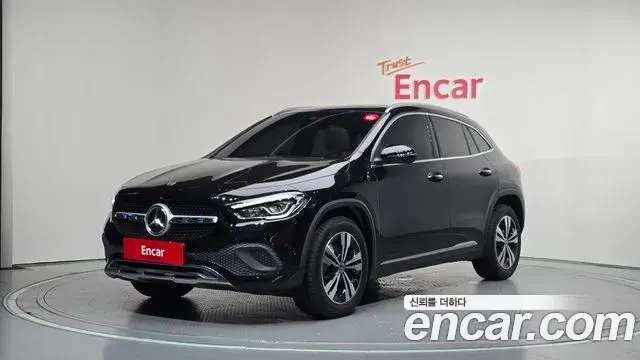 Mercedes-Benz GLA-Class 2021 — ფოტო 7/32
