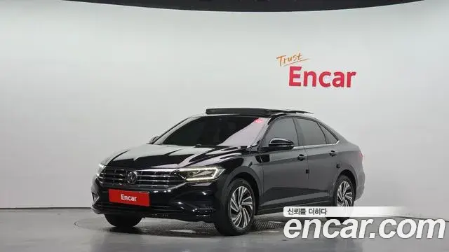 Volkswagen Jetta 2021 — ფოტო 2/35