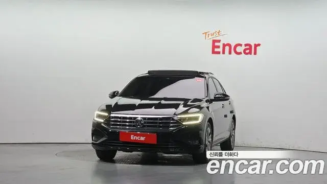 Volkswagen Jetta 2021 — ფოტო 7/35