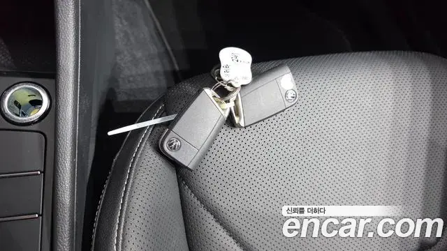 Volkswagen Jetta 2021 — ფოტო 1/35
