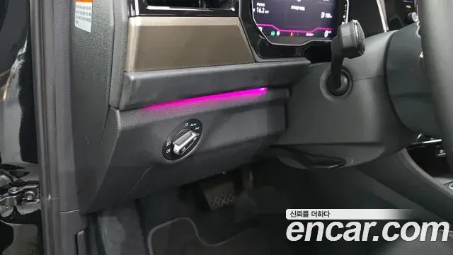 Volkswagen Jetta 2021 — ფოტო 27/35