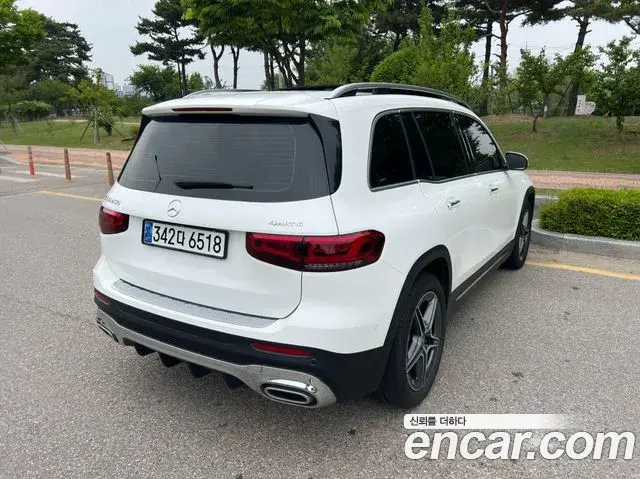 Mercedes-Benz GLB-Class 2020 — Фото 5/20