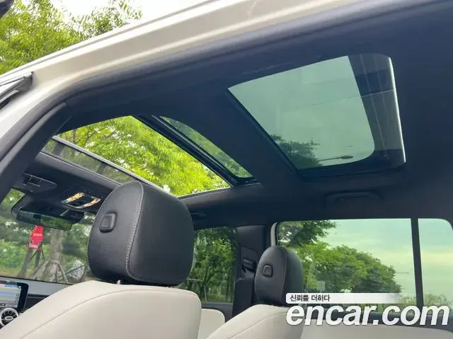 Mercedes-Benz GLB-Class 2020 — Фото 6/20