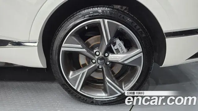 Genesis GV80 2025 — ფოტო 19/33