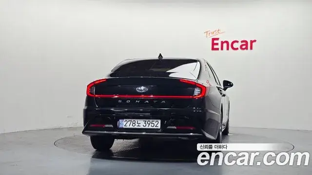 Hyundai Sonata Hybrid 2022 — Şəkil 1/30