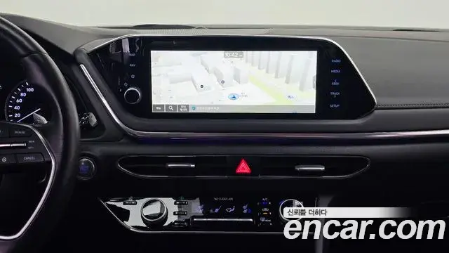 Hyundai Sonata Hybrid 2022 — Şəkil 9/30