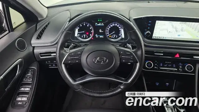 Hyundai Sonata Hybrid 2022 — Şəkil 13/30
