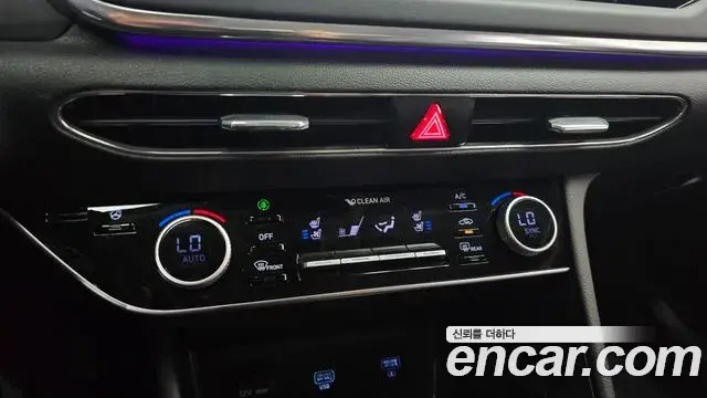 Hyundai Sonata Hybrid 2022 — Şəkil 27/30