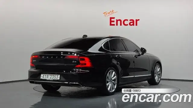 Volvo S90 2018 — Photo 14/20