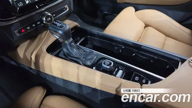 Volvo S90 2018 — Photo 18/20
