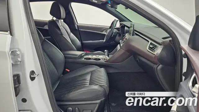 Genesis G70 2019 — Photo 29/32