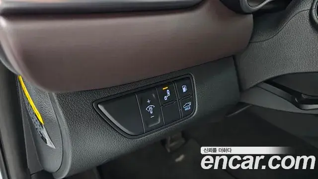 Genesis G70 2019 — Photo 14/32