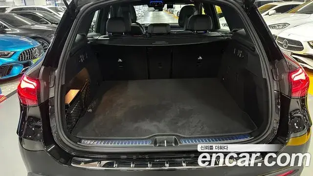 Mercedes-Benz GLC-Class 2025 — Фото 17/19