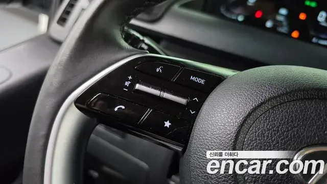 Hyundai Staria 2023 — Photo 19/30