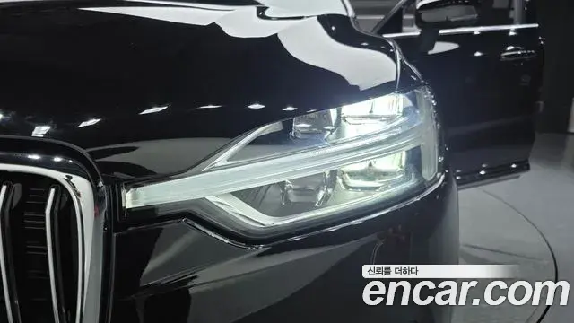 Volvo XC60 2018 — Şəkil 2/34
