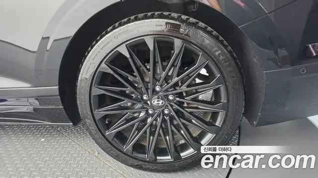 Hyundai Grandeur Hybrid 2022 — Photo 22/36