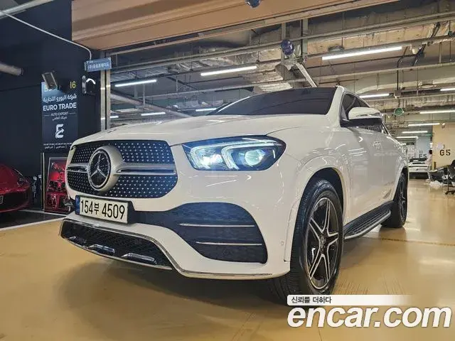 Mercedes-Benz GLE-Class 2021 — Фото 10/20