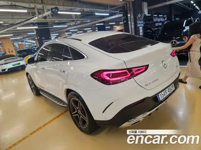 Mercedes-Benz GLE-Class 2021 — Фото 1/20