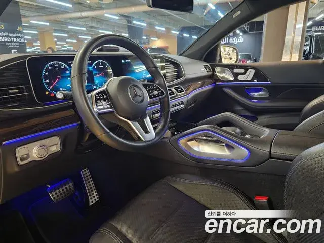 Mercedes-Benz GLE-Class 2021 — Фото 17/20