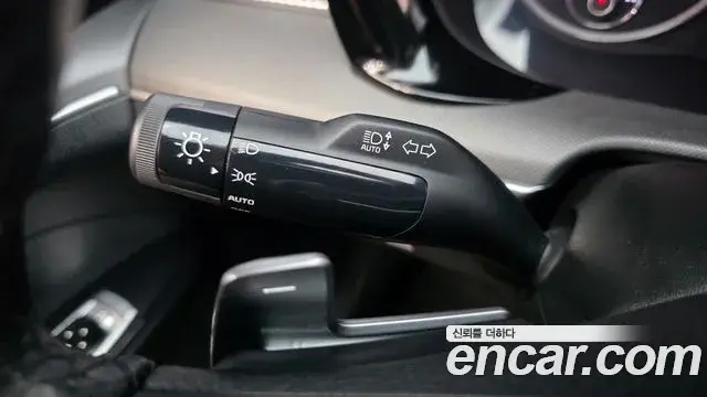 Kia K5 2023 — ფოტო 31/31