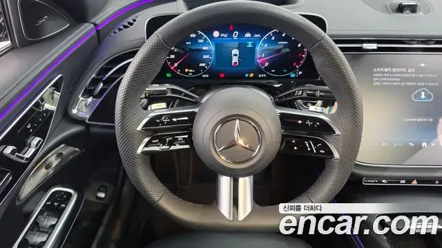 Mercedes-Benz E-Class 2024 — Фото 13/20