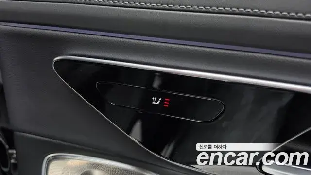 Mercedes-Benz E-Class 2024 — ფოტო 11/33