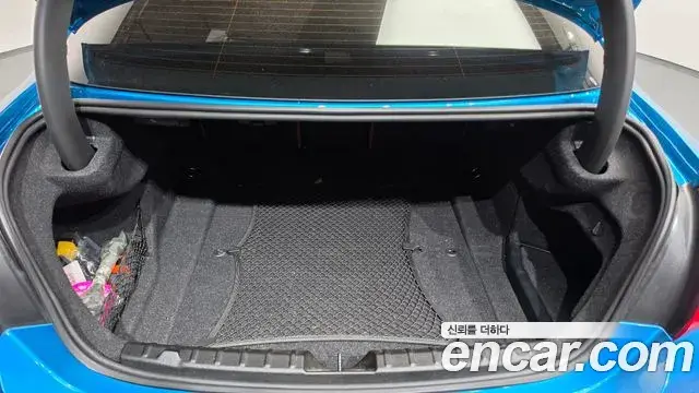 BMW 4 Series 2018 — Şəkil 7/34