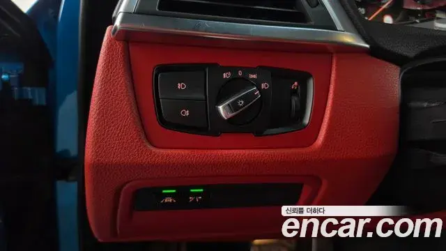 BMW 4 Series 2018 — Şəkil 33/34