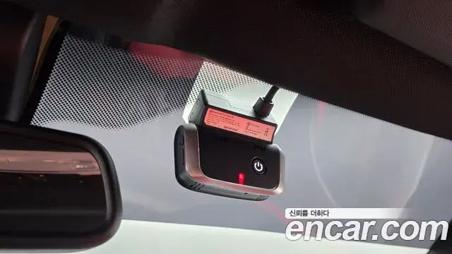 BMW 4 Series 2018 — Şəkil 16/34