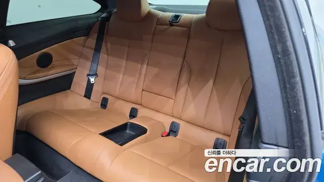 BMW 4 Series 2018 — Photo 25/34