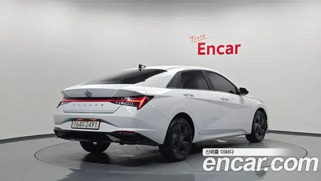 Hyundai The New Avante Hybrid 2022 — Şəkil 12/20