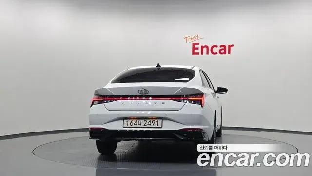 Hyundai The New Avante Hybrid 2022 — Şəkil 13/20
