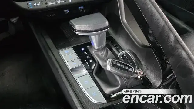 Hyundai The New Avante Hybrid 2022 — Şəkil 5/20